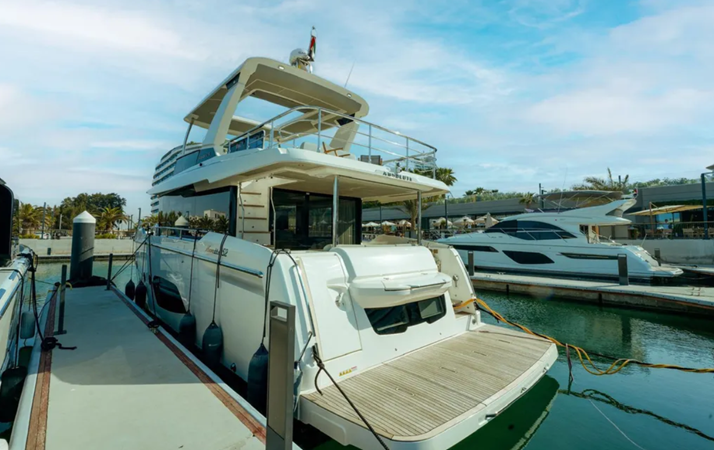 PEARL 1 - Yacht zu verkaufen