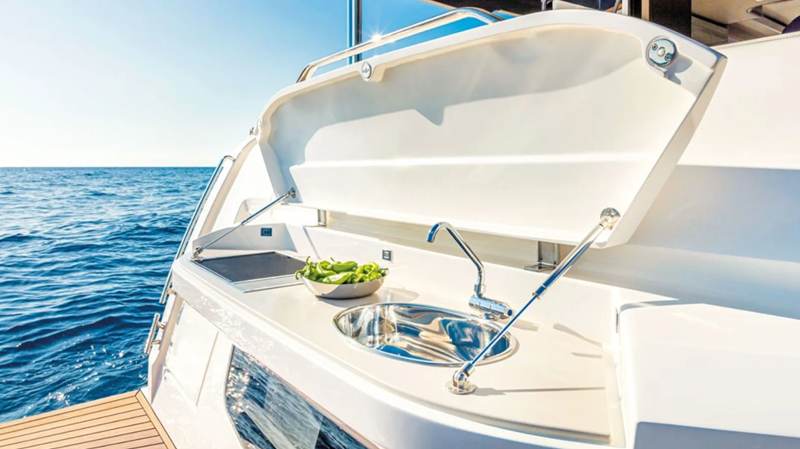 PEARL 1 - Yacht zu verkaufen