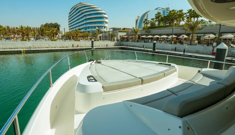 PEARL 1 - Yacht zu verkaufen