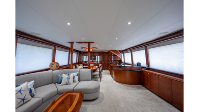 LADY LORRAINE 10 