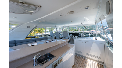 LADY LORRAINE 28 