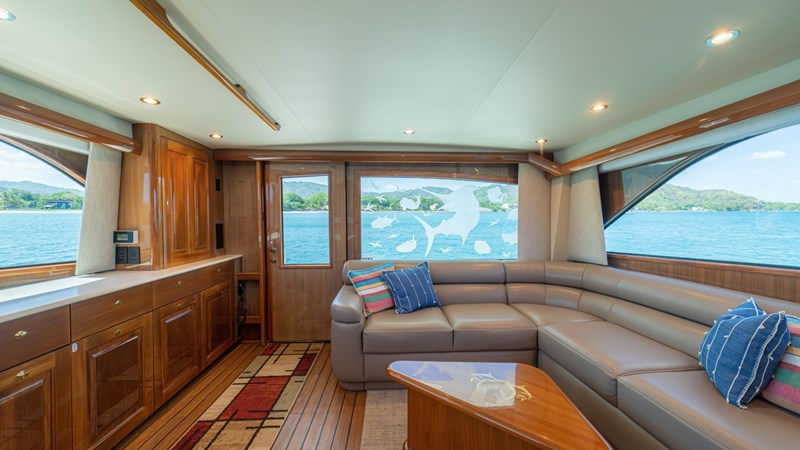 2005 Viking 61 Convertible 'Honey Girl' 