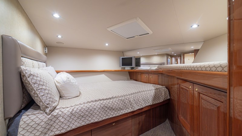 2005 Viking 61 Convertible 'Honey Girl' 