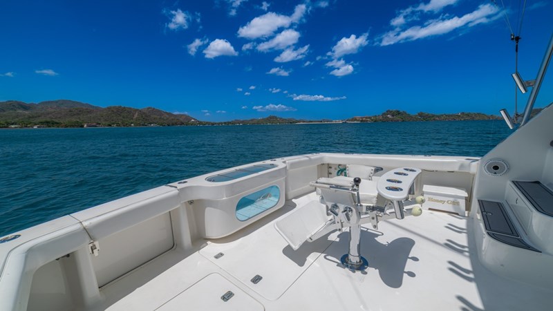 2005 Viking 61 Convertible 'Honey Girl' 