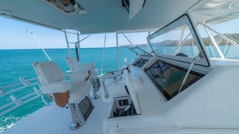 2005 Viking 61 Convertible 'Honey Girl' 