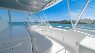 2005 Viking 61 Convertible 'Honey Girl' 