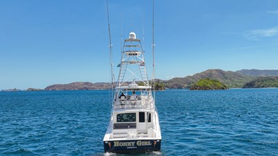 2005 Viking 61 Convertible 'Honey Girl' 