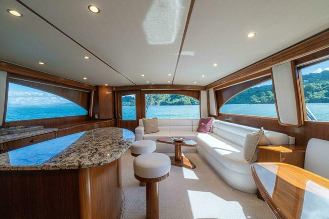 2017 62 Viking Convertible - Offensive