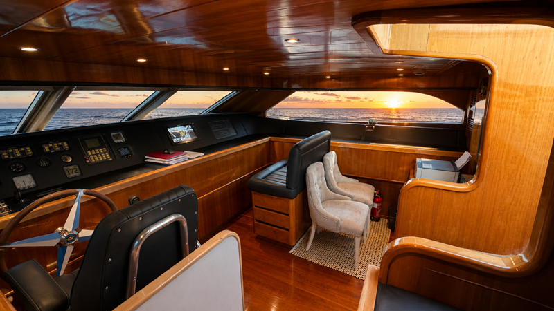 ALPHERATZ - Yacht à vendre