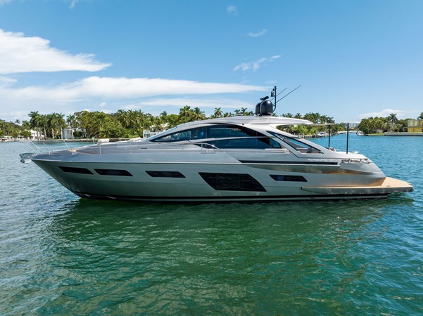 QUANTUM - Yacht zu verkaufen
