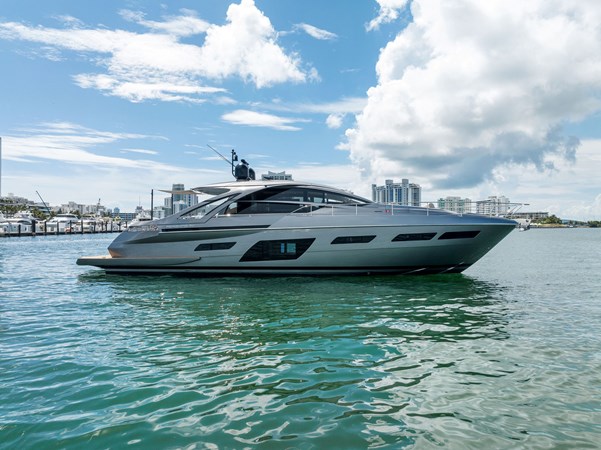 QUANTUM - Yacht zu verkaufen