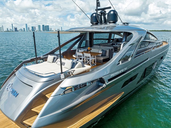 QUANTUM - Yacht zu verkaufen