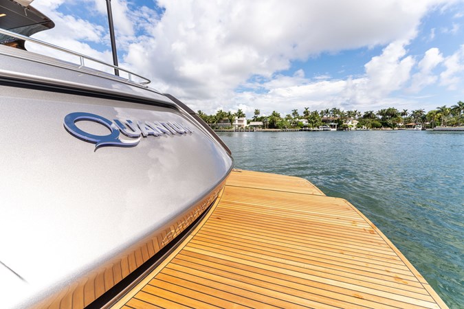 QUANTUM - Yacht zu verkaufen