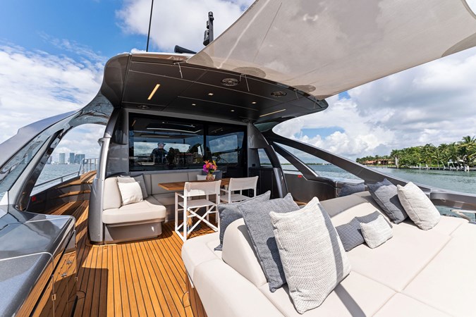 QUANTUM - Yacht zu verkaufen