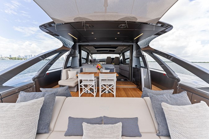 QUANTUM - Yacht zu verkaufen