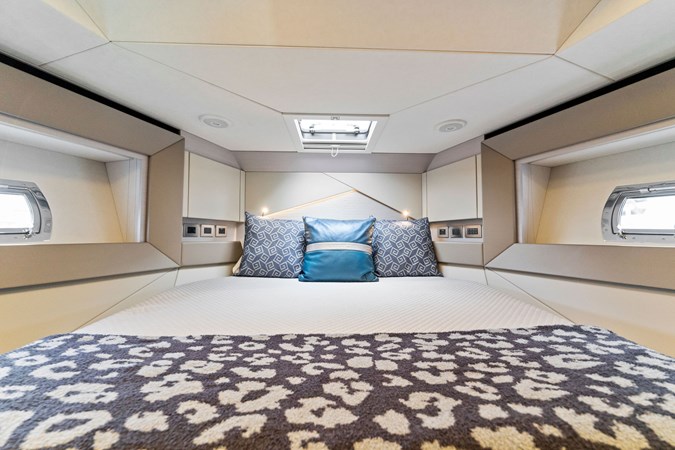 QUANTUM - Yacht zu verkaufen
