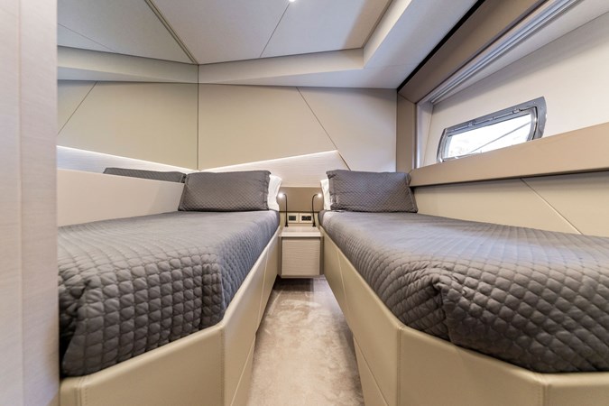 QUANTUM - Yacht zu verkaufen