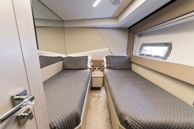 QUANTUM - Yacht zu verkaufen