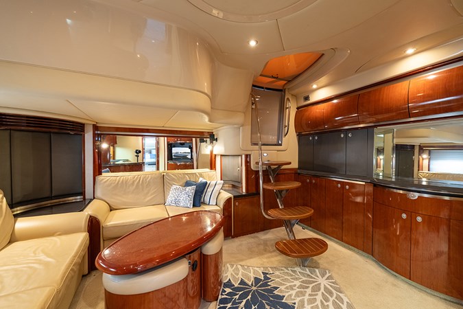 Salon looking aft