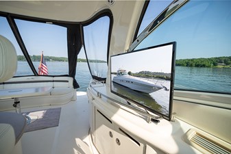 LILLY GRACE 15 Cockpit TV