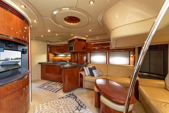 LILLY GRACE 23 Galley/Salon area