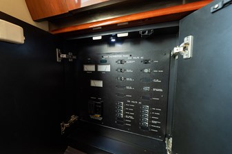 LILLY GRACE 54 Main distribution panel