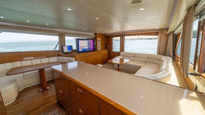 BOLITA TOO 13 2002 Viking 61 Convertible 