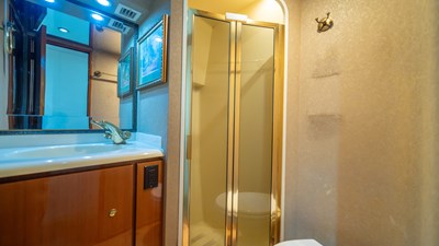 BOLITA TOO 20 2002 Viking 61 Convertible 