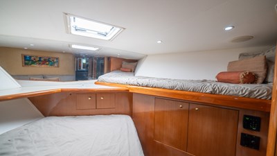 BOLITA TOO 30 2002 Viking 61 Convertible 