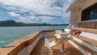 BOLITA TOO 35 2002 Viking 61 Convertible 