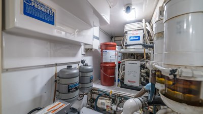 BOLITA TOO 51 2002 Viking 61 Convertible 
