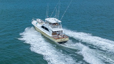 BOLITA TOO 74 2002 Viking 61 Convertible 