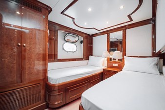 GALLUS 24 M/Y GALLUS