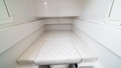 2026 37 Onslow Bay Tournament Edition Cabin