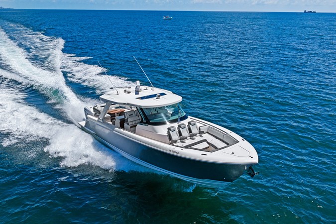 WHAT THE HULL - Yacht for sale