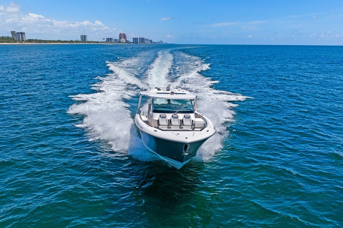 WHAT THE HULL - Yacht for sale
