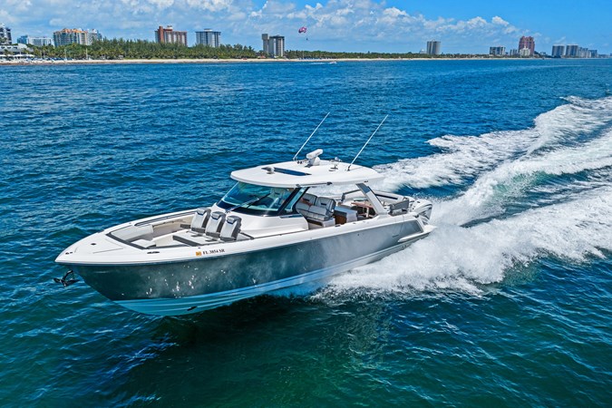 WHAT THE HULL - Yacht for sale