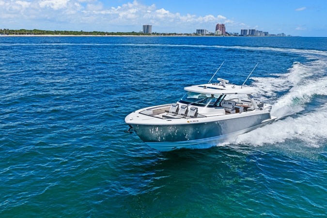 WHAT THE HULL - Yacht for sale