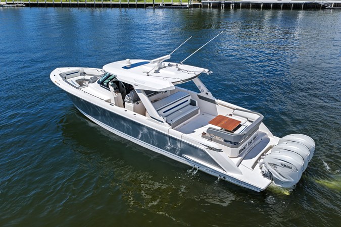WHAT THE HULL - Yacht for sale
