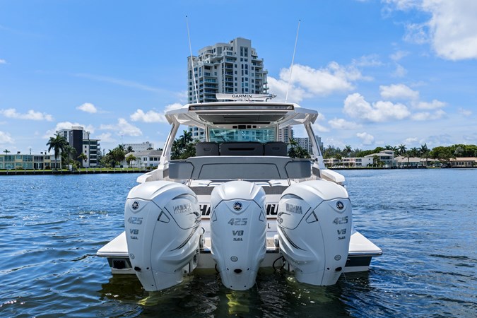 WHAT THE HULL - Yacht for sale