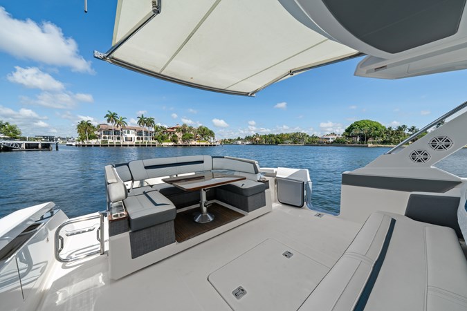 WHAT THE HULL - Yacht for sale