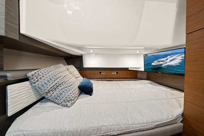 WHAT THE HULL - Yacht for sale