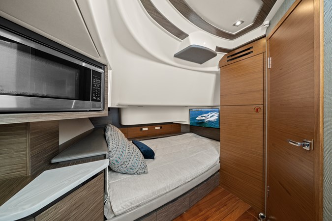 WHAT THE HULL - Yacht for sale
