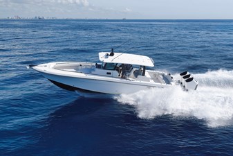 2024 HCB 42 Lujo 4 