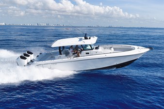 2024 HCB 42 Lujo 6 