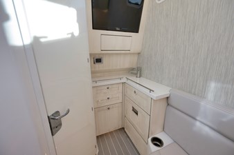 2024 HCB 42 Lujo 11 