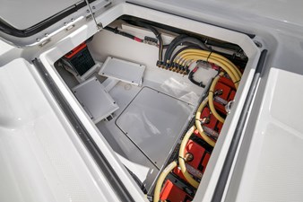 2024 HCB 42 Lujo 21 
