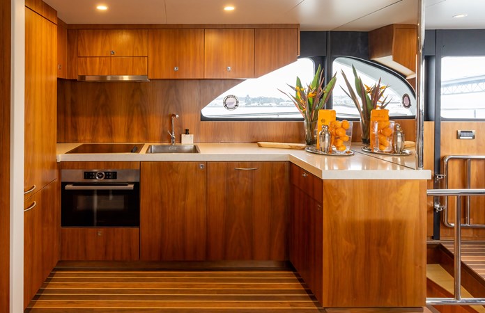DUTCHESS - Yacht for sale