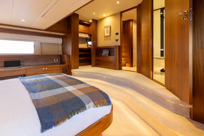 DUTCHESS - Yacht for sale