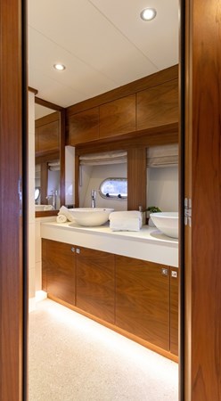 DUTCHESS - Yacht for sale